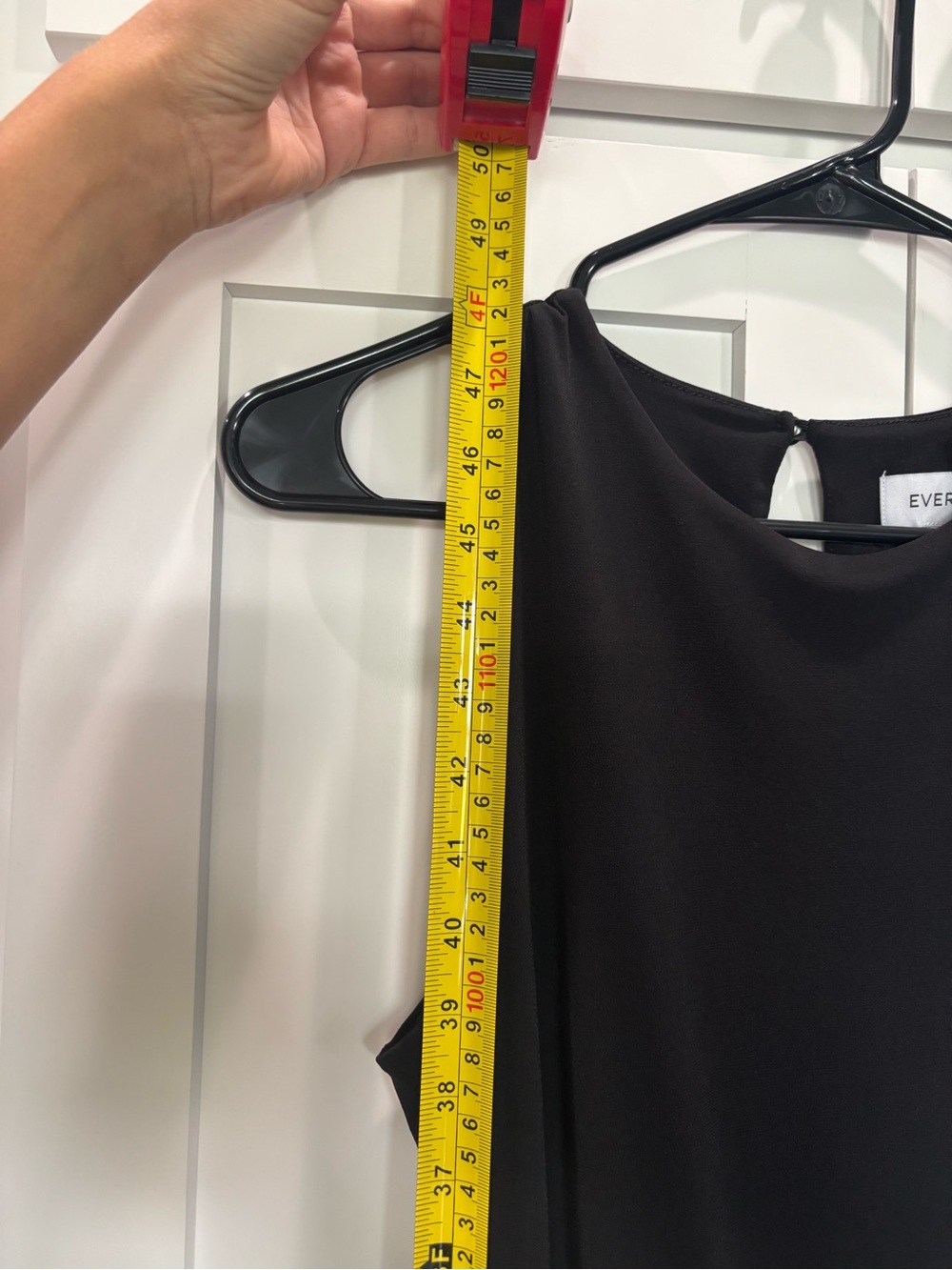 Evereve Black Classy Sleeveless Ruched Midi Dress - Picture 9 of 9